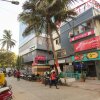 Отель OYO 8755 Hotel Red Palms в Мумбаи