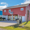 Отель Coastal Cajun Getaway On The Beach! 3 Bedroom Home by Redawning, фото 21