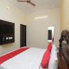 Отель OYO 12758 Hotel Greenview Inn, фото 7