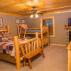 Отель Cub Creek Lodge - Three Bedroom Cabin, фото 7