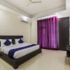 Отель Silverkey Medanta Sec 38 By OYO Rooms, фото 5