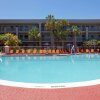 Отель La Quinta Inn & Suites by Wyndham Ft. Myers-Sanibel Gateway, фото 24