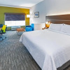 Отель Holiday Inn Express & Suites Houston - N Downtown, an IHG Hotel, фото 9