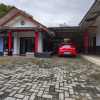 Отель OYO 3126 Penginapan Suka Asih, фото 22
