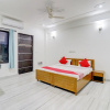 Отель OYO 79248 Hotel Rising Stay, фото 1