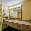 Отель Quality Inn Northeast, фото 10