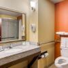 Отель Sleep Inn & Suites Athens, фото 24