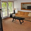 Отель Aina Nalu #i109 2 Bedroom Condo by RedAwning, фото 3