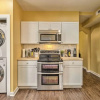 Отель Urban Chic Townhome Near Downtown, фото 14