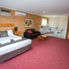 Отель Blue Whale Motor Inn & Apartments, фото 5