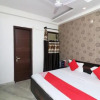Отель OYO 24283 Royal Rahul Residency, фото 12