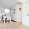 Отель Bright Welcoming Apartment With Terrace, Fulham 3 bed, фото 9