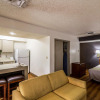 Отель Studio 6 Tulsa, фото 4