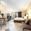 Отель The Shores Lake Views Condo Unit 5693, фото 1