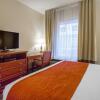 Отель Comfort Inn & Suites University, фото 6