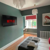 Отель Selworthy - Luxury 3 Bedroom Apartment, фото 4