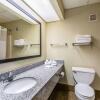 Отель Quality Inn & Suites, фото 11