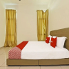 Отель OYO Home 90401 D' Summit Residence, фото 20