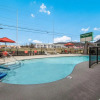 Отель SureStay Plus Hotel by Best Western Sevierville, фото 15