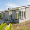 Отель Detached Bungalow, in a Holiday Park Within Walking Distance of the Beach, фото 1