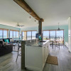 Отель Land's End 401 Building 7 TOP Floor/corner Unit/beachfront, фото 8
