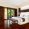 Отель The Seminyak Beach Resort & Spa в Семиньяке