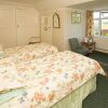 Отель Eypeleaze B & B, фото 9