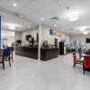 Отель Comfort Inn & Suites St. Louis - Hazelwood, фото 19