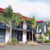 Отель Aaron Court Motor Inn в Гамильтоне