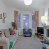 Отель 3 Bedroom Family House in Inner East London, фото 6