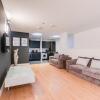 Отель Entire Penthouse, Free Parking, Centre City View, 2 Bed 2 Bath, фото 9