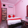 Отель OYO 30975 Karunamoyee Guest House, фото 3