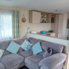 Отель Superb Position 2 Bedroom Caravan Newquay Wales, фото 12