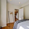 Отель FRONTDESK 242 S 17th St Apts Rittenhouse Sq Philadelphia, фото 19