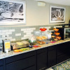 Отель GuestHouse Inn & Suites Lexington, фото 11