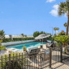 Отель Condo di Cocco 3-oceanfront Dog Friendly w Pool, фото 1