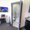 Отель Spacious 1-bed Studio in Birmingham, фото 23