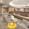 Отель SpringHill Suites Wichita East at Plazzio, фото 9