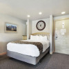Отель Downtown Studio W/ Sunny Alpine Views- Sleeps 4! Studio Bedroom Condo by RedAwning, фото 3