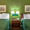 Отель Quality Inn and Suites Airport, фото 4