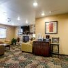 Отель Cobblestone Inn & Suites - Cambridge, фото 2