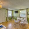Отель Mid-century Wilmington Cottage: 3 Mi to Riverwalk, фото 12