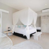 Отель Romantic Jungle Villa, 1 BR, Ubud With Staff, фото 9