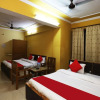 Отель OYO 43688 Hotel Surya, фото 17