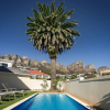 Отель Blue Views Penthouse Beachfront Apartment, фото 16