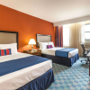 Отель Ramada by Wyndham Jersey City, фото 4