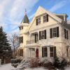 Отель Lang House On Main Street, фото 9