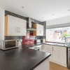 Отель Entire Home - Cosy 3 Bedroom House Close to Levenshulme Station 13 Mins to Manchester City Centre, фото 4