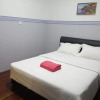Отель Standard Double Room With Ac in Kuching, фото 3