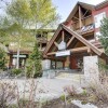 Отель Marketplace Lodge - Whistler Premier в Уистлере